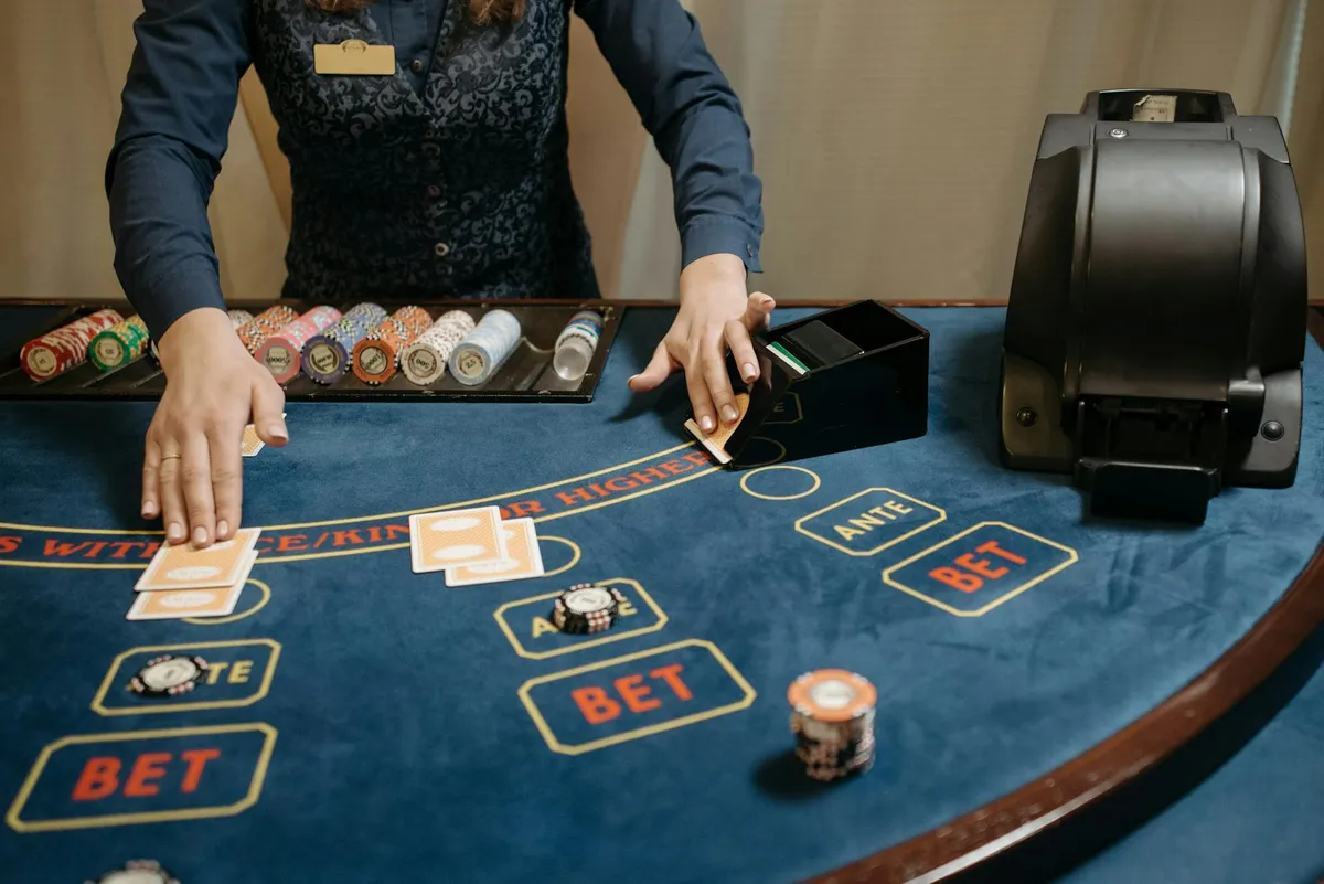 Revisión de mejores estrategias de blackjack en línea por expertos